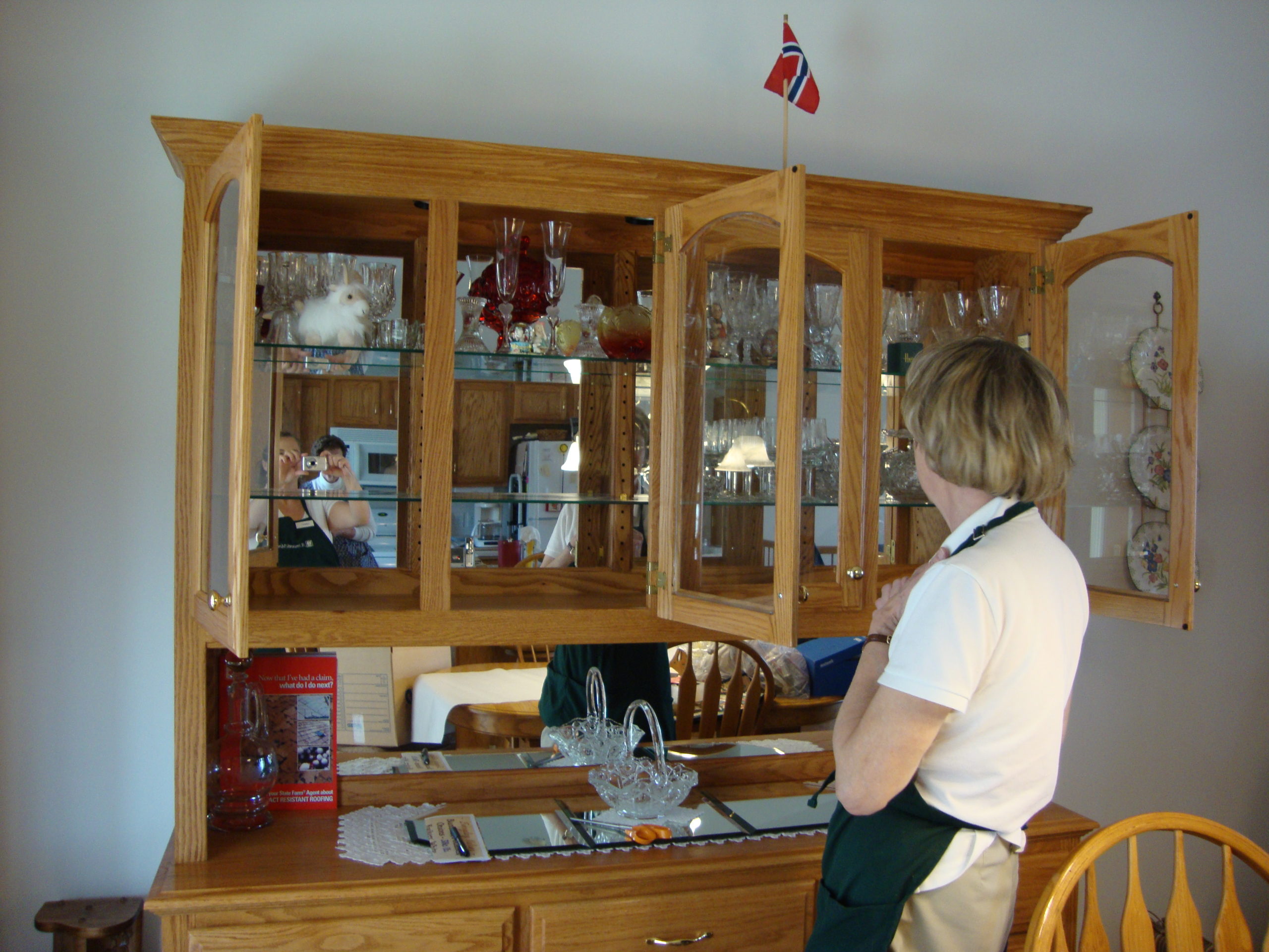Glass Cabinet - A Smooth Move - Household movers for old adults